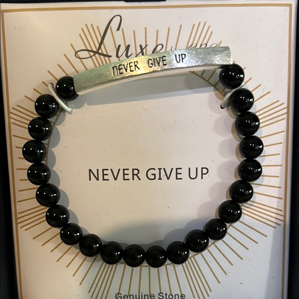 Luxe Never Give Up Black Bracelet
